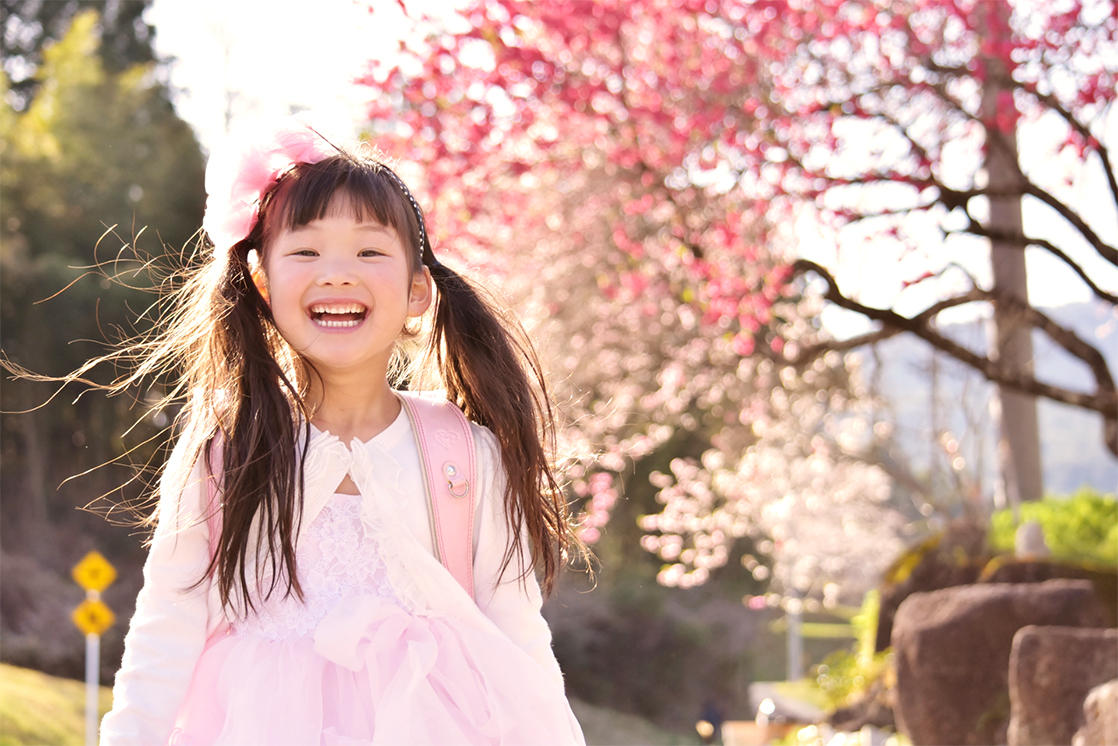 「保湿」と「笑顔」で変わる！パッと花咲く春の華やか美肌♪